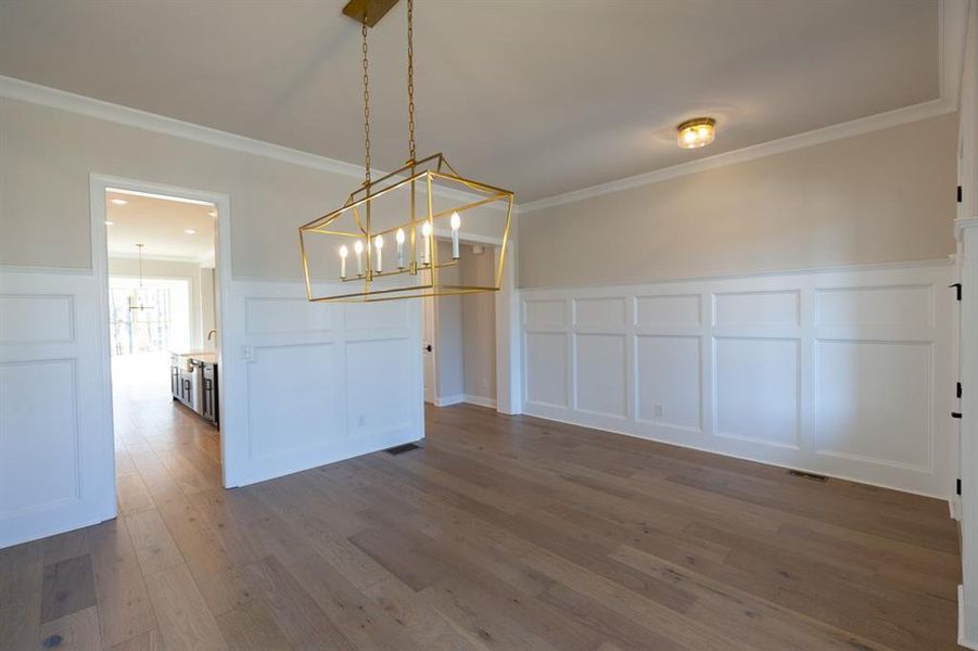 Spacious, unfurnished interior of a new home in Bellmoore Park, Johns Creek (Image 38).