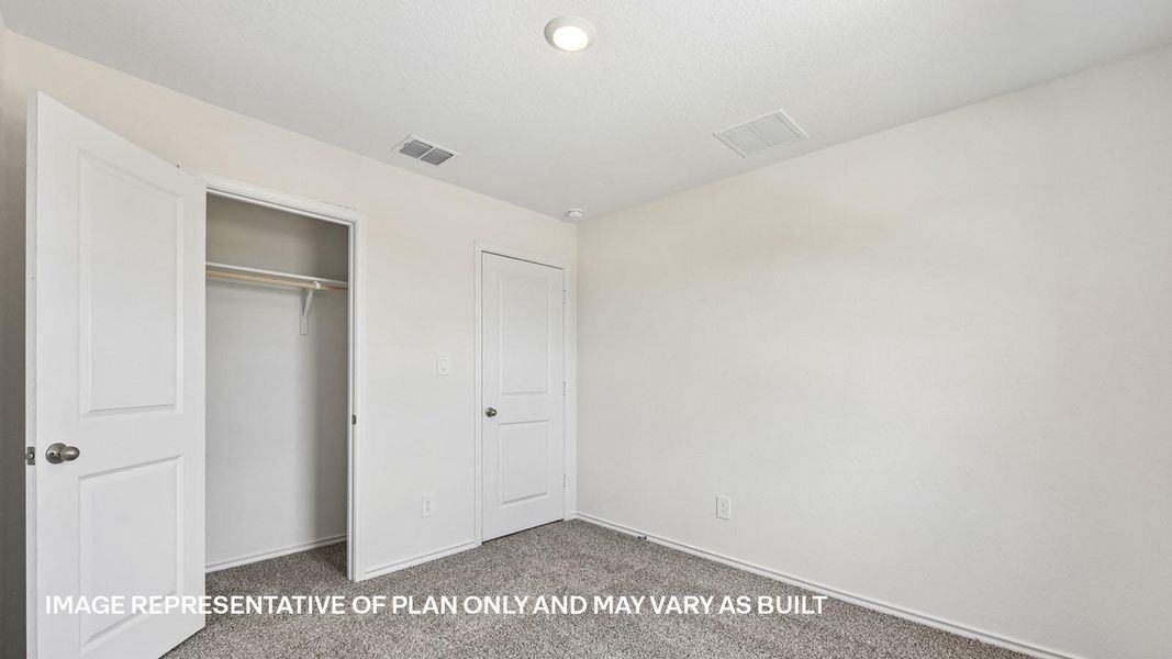 Representative unfurnished interior of a home built from the The Lyndon by D.R. Horton in Valverde, Bastrop (Image 31).