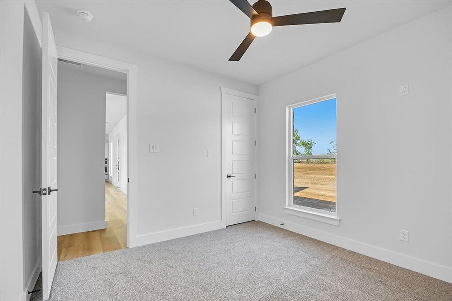 Spacious, unfurnished interior of a new home in , Cleburne (Image 16). Spacious, unfurnished interior of a new home in , Cleburne (Image 16).