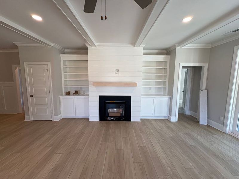 Spacious, unfurnished interior of a new home in Riverside Cove, Wilmington (Image 29).