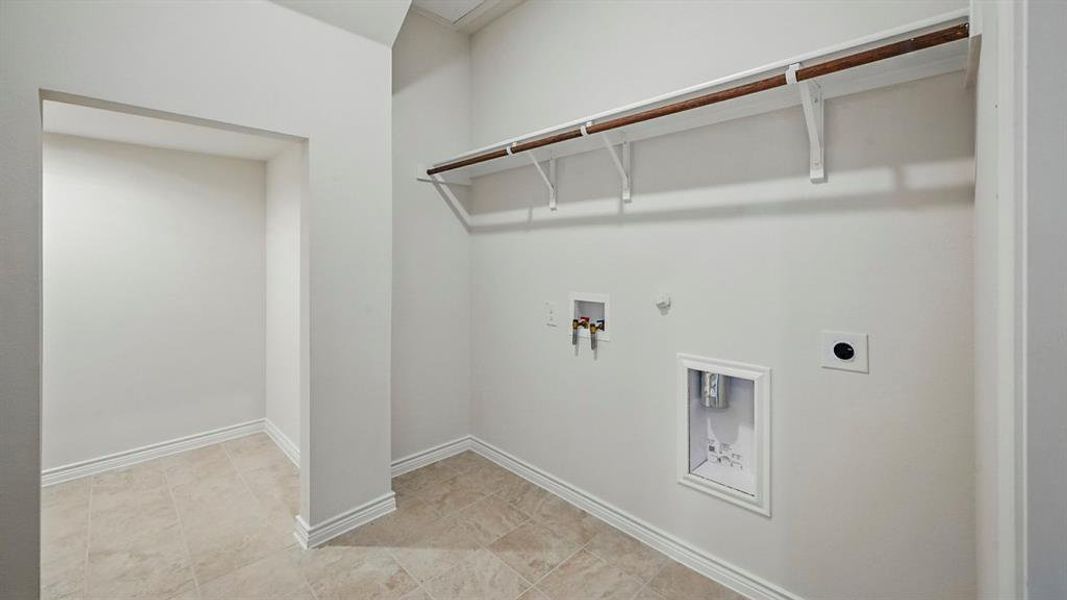 Spacious, unfurnished interior of a new home in Lilybrooke at Legacy Hills, Celina (Image 36). Spacious, unfurnished interior of a new home in Lilybrooke at Legacy Hills, Celina (Image 36).