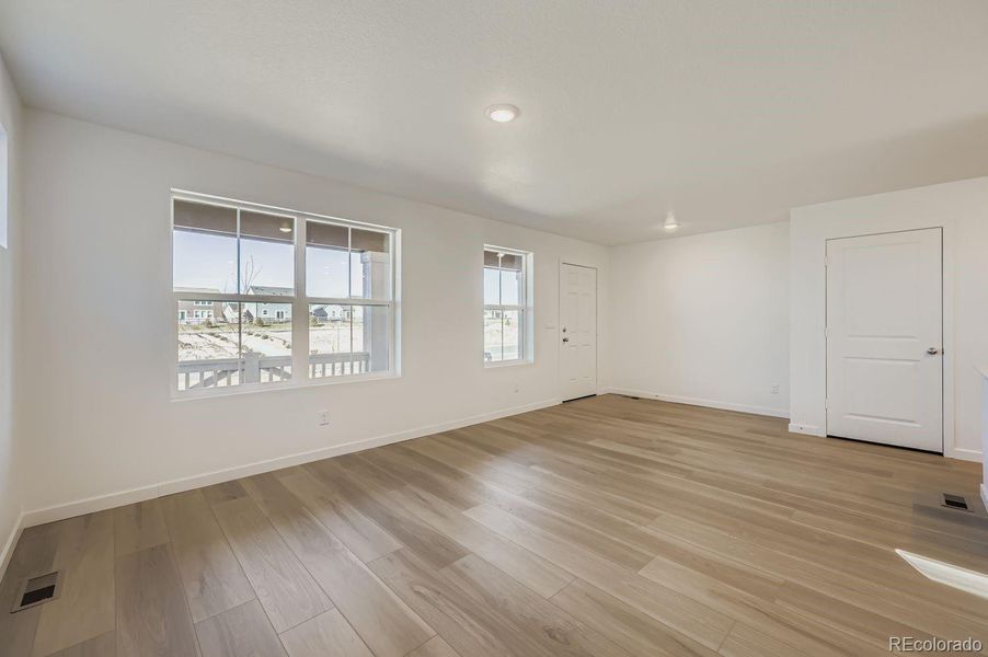 Spacious, unfurnished interior of a new home in Percheron: The Explorer Collection, Colorado Springs (Image 7).