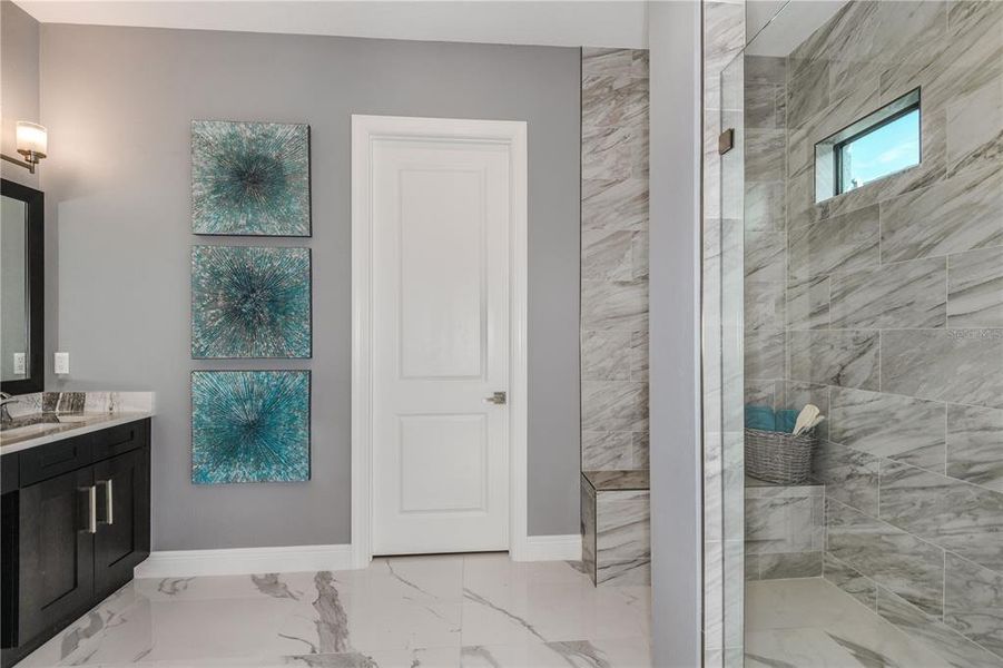 Furnished interior view inside a new home in Cresswind Lakewood Ranch, Lakewood Ranch (Image 32).