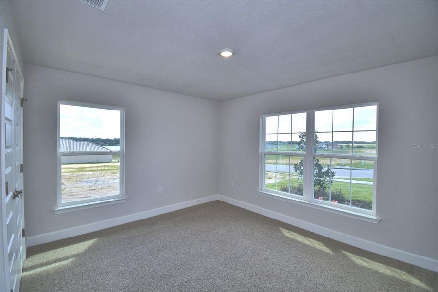 Spacious, unfurnished interior of a new home in Lake Juliana Estates, Auburndale (Image 22).