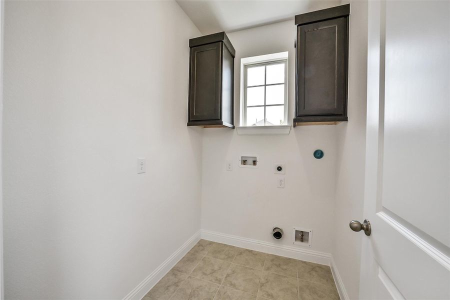 Spacious, unfurnished interior of a new home in Sienna 40', Missouri City (Image 26). Spacious, unfurnished interior of a new home in Sienna 40', Missouri City (Image 26).