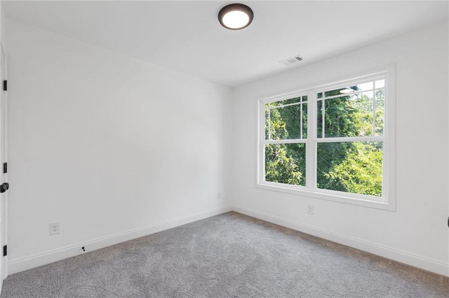 Spacious, unfurnished interior of a new home in , Atlanta (Image 20).