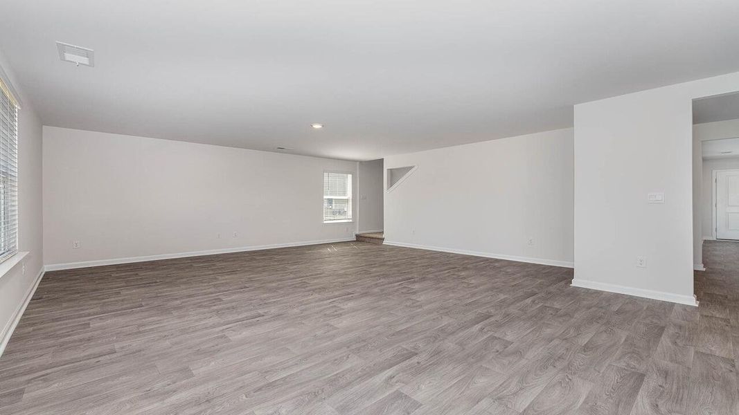 Spacious, unfurnished interior of a new home in The Ranch, Holly Hill (Image 10).