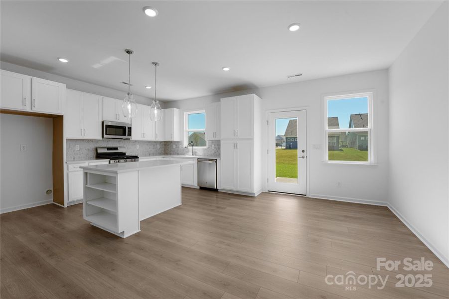 468 Sunharvest Lane ~ Ready Now 468 Sunharvest Lane ~ Ready Now