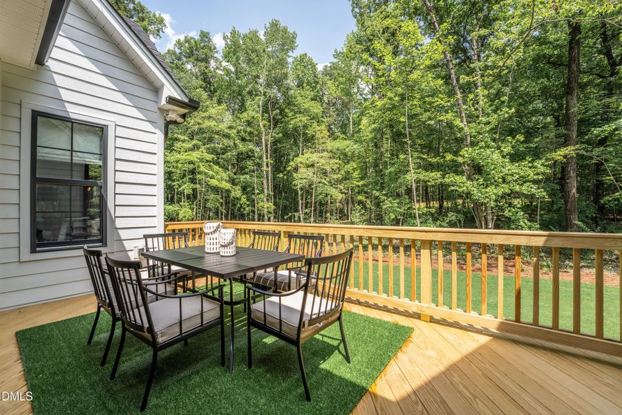 24. HHHunt Homes Crawford- Deck 24. HHHunt Homes Crawford- Deck