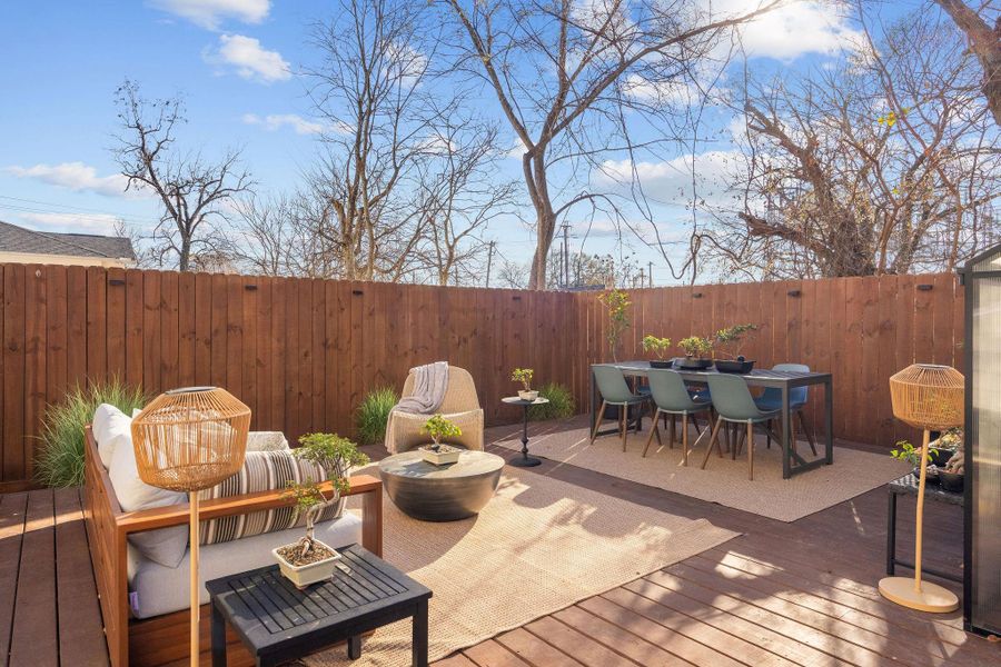Check out this backyard space. Check out this backyard space.