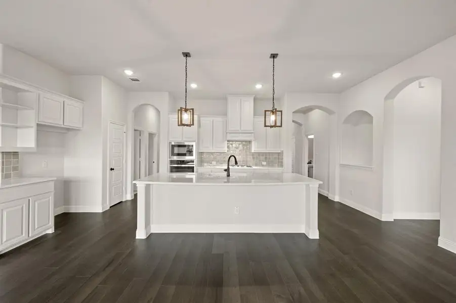 DFW-Redden Farms-Concept 2622-3457 Shorthorn Lane-Kitchen-Risewell Homes-1