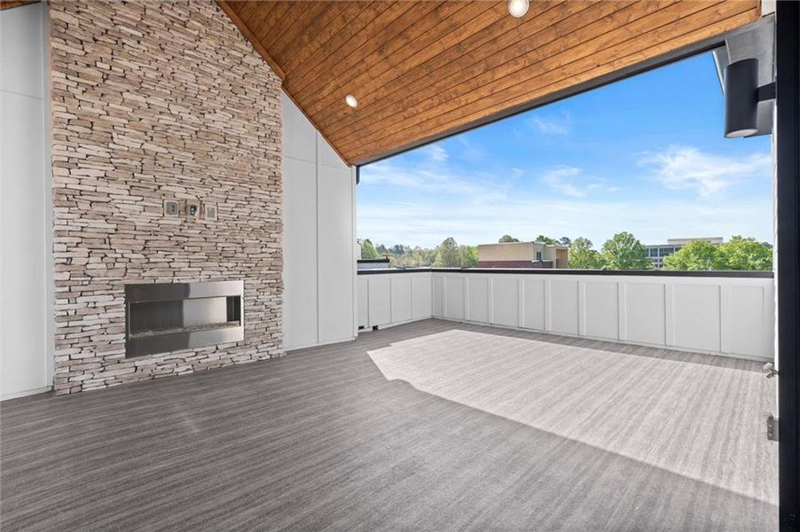 Exterior details and patio area of a home in The Gathering – Alpharetta, Alpharetta (Image 29).