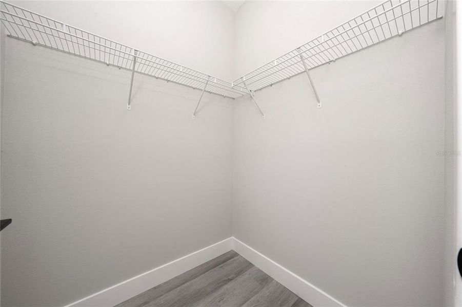 Spacious, unfurnished interior of a new home in , Ocala (Image 15).