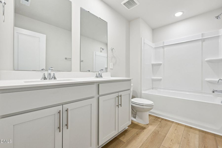 20 - Secondary Bath 20 - Secondary Bath