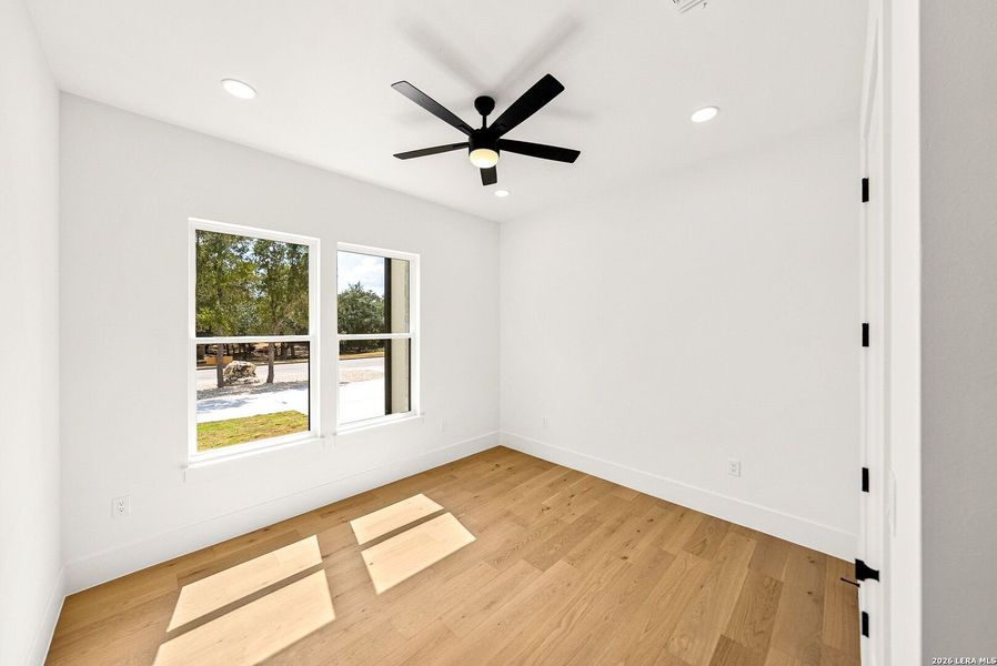Spacious, unfurnished interior of a new home in , Boerne (Image 20).