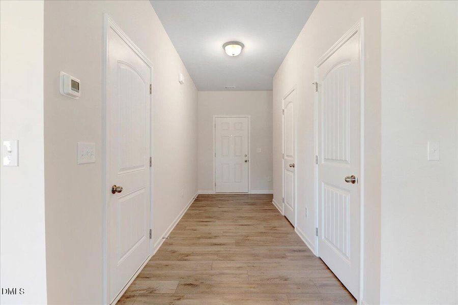 18-122 Continental Ln-18