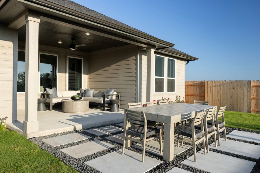 Representative exterior details of a home built from the 4054 by Risewell Homes in Parkton Square, Kyle (Image 3).