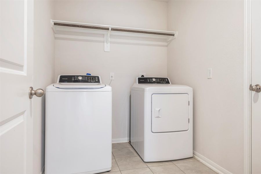 Close-up of interior finishes inside a home in Sunterra, Katy (Image 13).