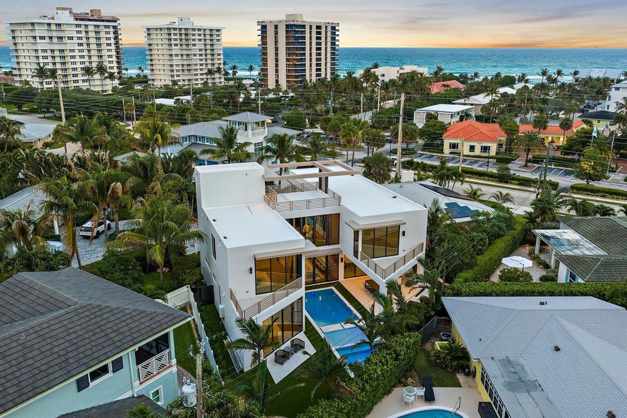 015-390JupiterLn-JunoBeach-SMALL 015-390JupiterLn-JunoBeach-SMALL