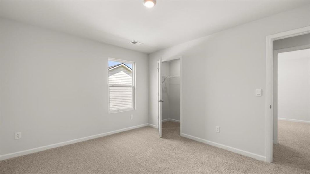 Spacious, unfurnished interior of a new home in Fairway 17 at Mirror Lake, Villa Rica (Image 44). Spacious, unfurnished interior of a new home in Fairway 17 at Mirror Lake, Villa Rica (Image 44).