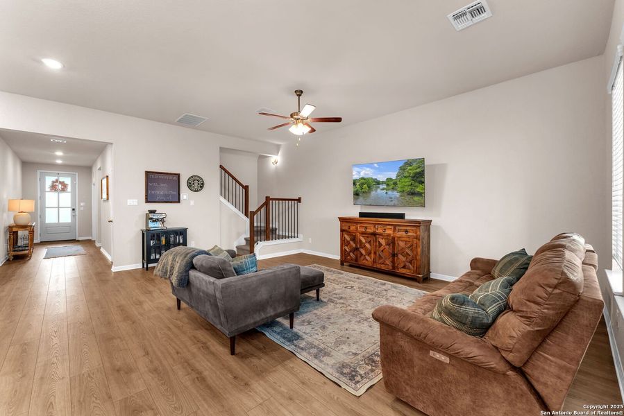Furnished interior view inside a new home in Saddle Creek Ranch, Cibolo (Image 34). Furnished interior view inside a new home in Saddle Creek Ranch, Cibolo (Image 34).