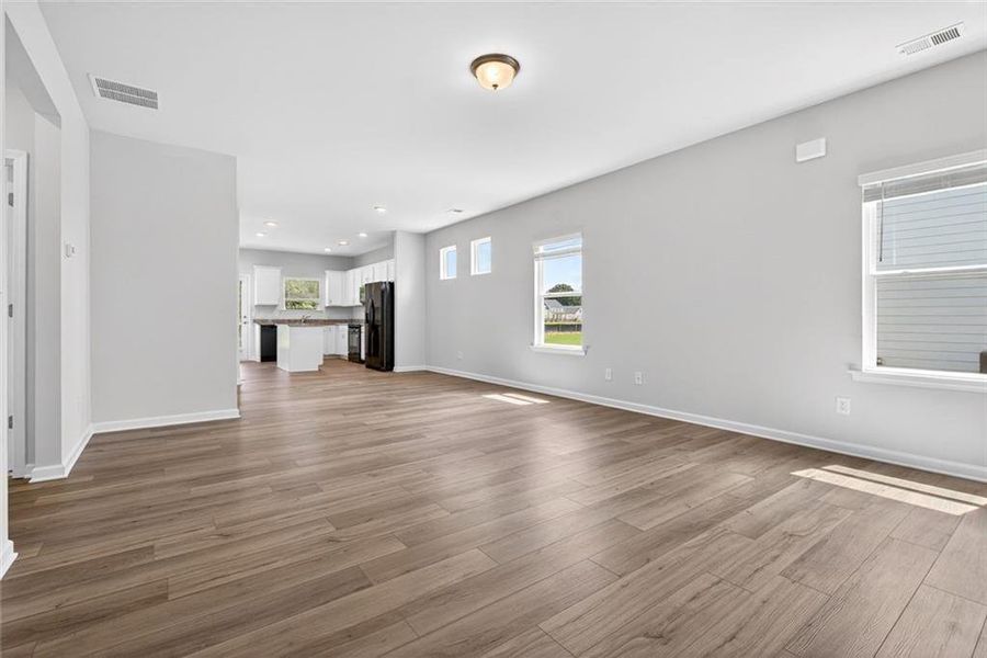Spacious, unfurnished interior of a new home in Meadowbrook, Cartersville (Image 15). Spacious, unfurnished interior of a new home in Meadowbrook, Cartersville (Image 15).
