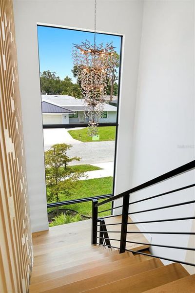 Spacious, unfurnished interior of a new home in , Sarasota (Image 42).