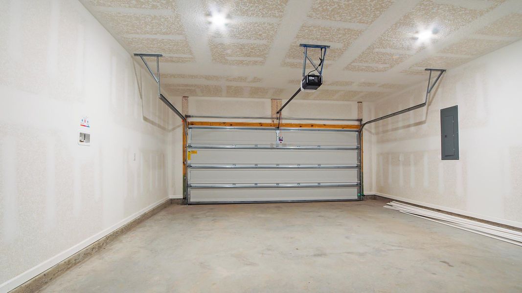 Representative unfurnished interior of a home built from the Cary by D.R. Horton in Owl's Head East, Freeport (Image 33). Representative unfurnished interior of a home built from the Cary by D.R. Horton in Owl's Head East, Freeport (Image 33).