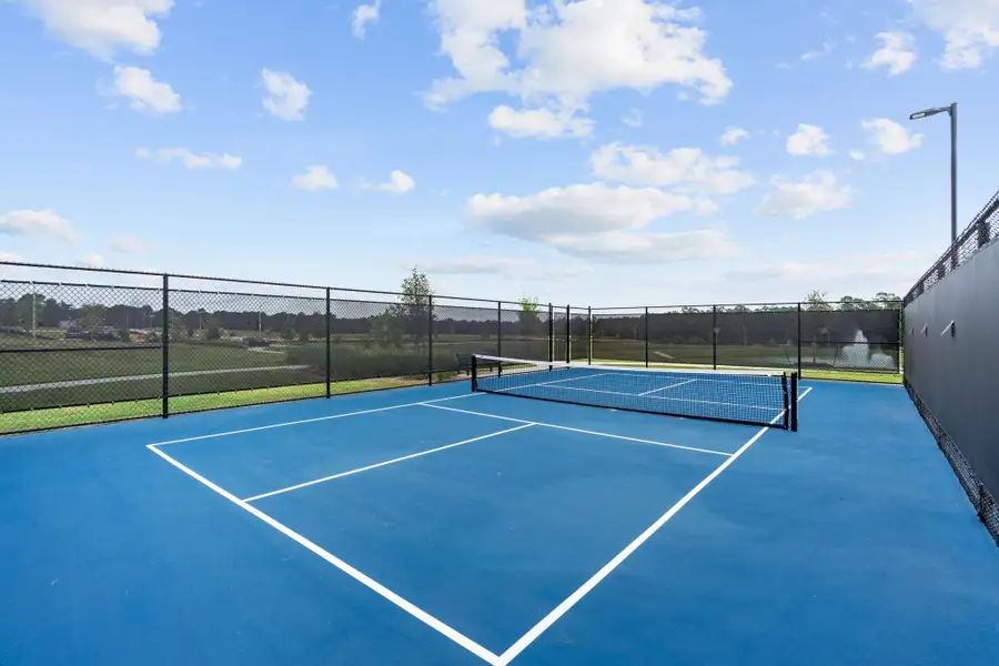 Community amenities in Spring Creek Trails, Magnolia (Image 3).