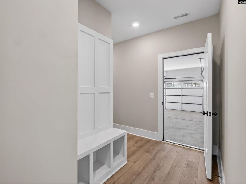 Spacious, unfurnished interior of a new home in Collins Cove, Chapin (Image 29).