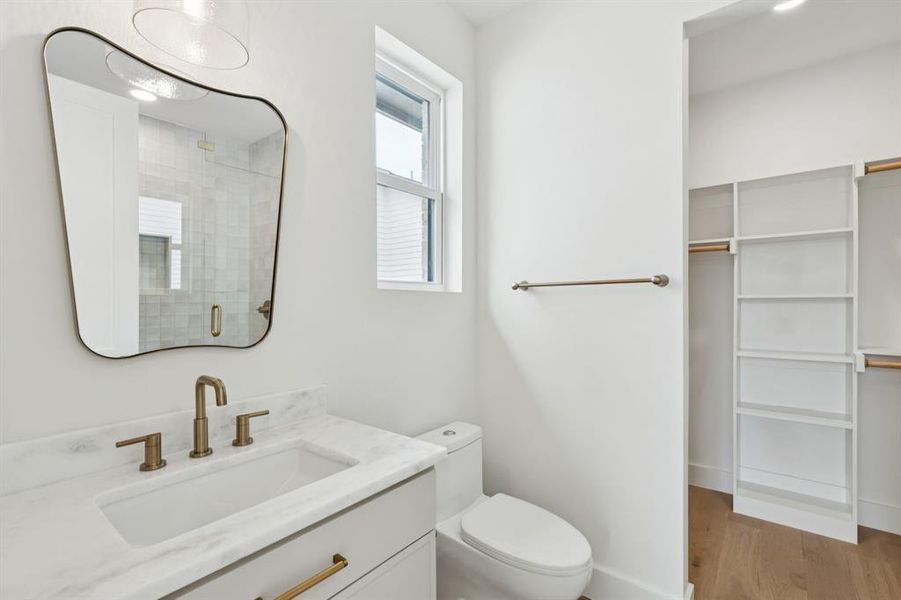 Furnished interior view inside a new home in , Dallas (Image 4). Furnished interior view inside a new home in , Dallas (Image 4).