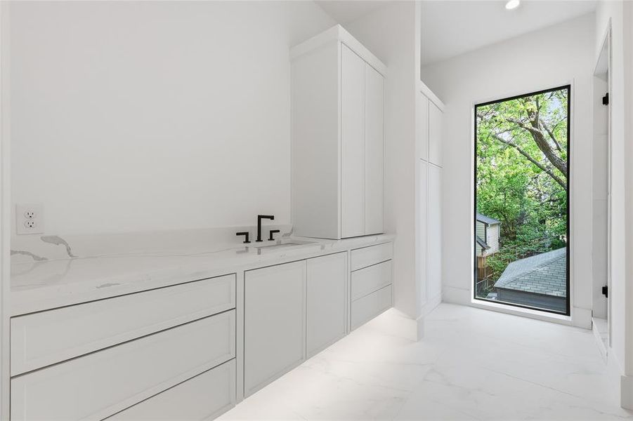 Image 32 of a home in .