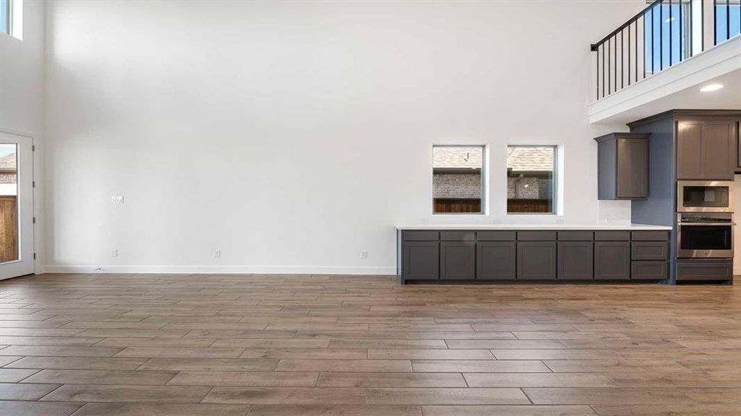 Spacious, unfurnished interior of a new home in Cambridge Crossing, Celina (Image 13).