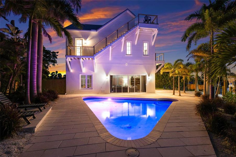 Exterior details and patio area of a home in , Bradenton Beach (Image 24).