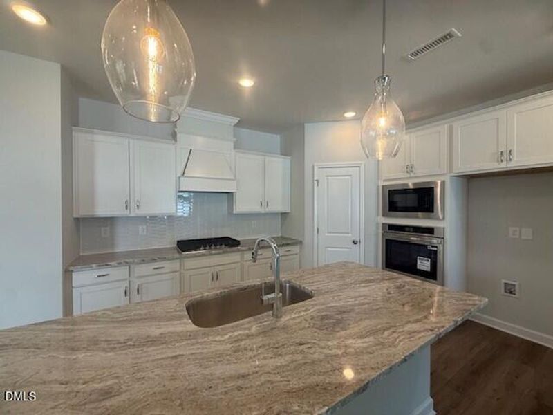 Furnished interior view inside a new home in Gregory Village, Lillington (Image 13). Furnished interior view inside a new home in Gregory Village, Lillington (Image 13).