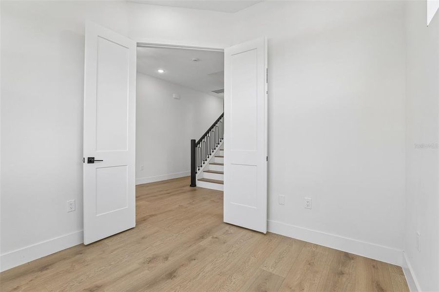 Spacious, unfurnished interior of a new home in , Auburndale (Image 51).