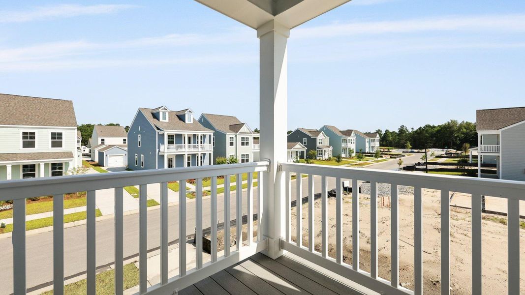 Spacious, unfurnished interior of a new home in Sheep Island, Summerville (Image 16).