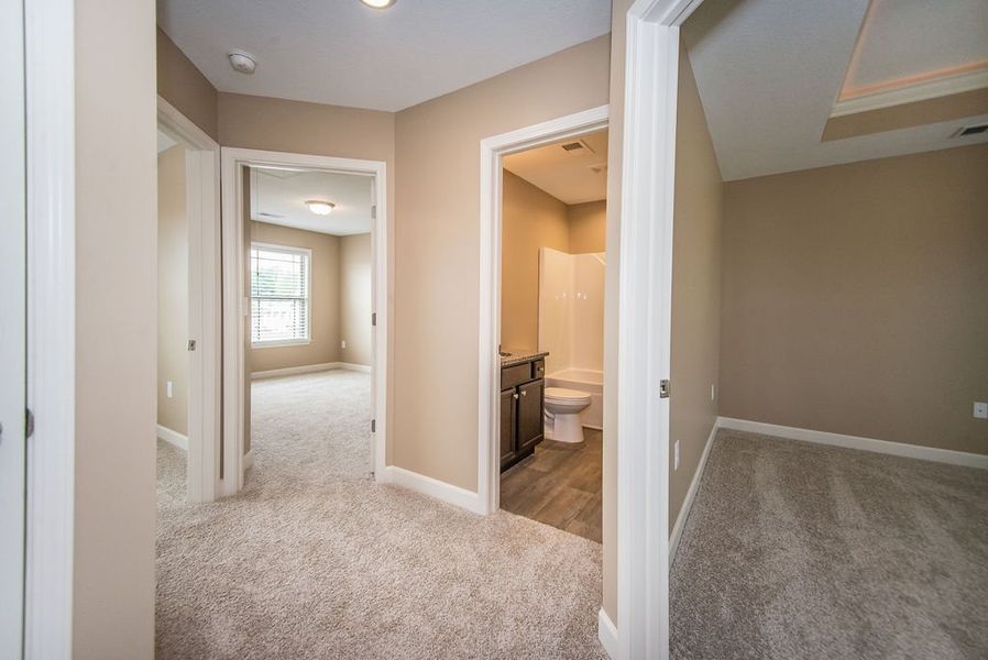 Representative unfurnished interior of a home built from the Reynolds by Enchanted Homes in Arcadia Village, Spartanburg (Image 41).