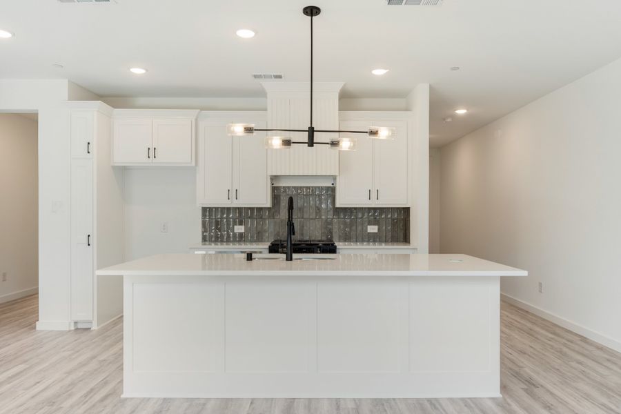 Furnished interior view inside a new home in Woodbridge Townhomes, Wylie (Image 5).
