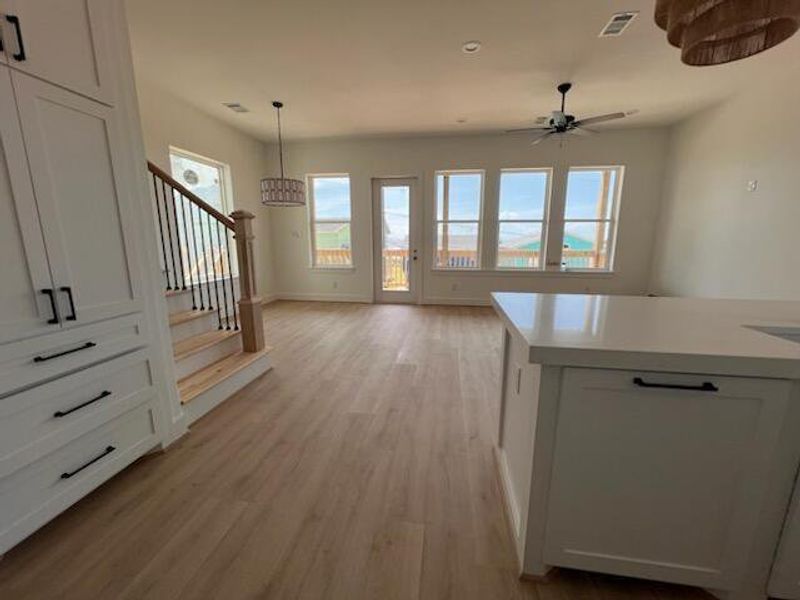 Spacious, unfurnished interior of a new home in , Galveston (Image 21).