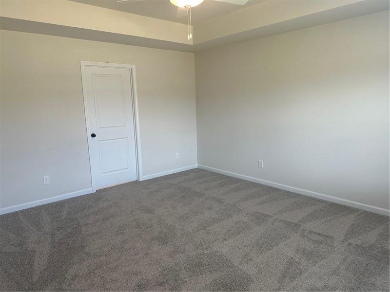 Spacious, unfurnished interior of a new home in , Auburn (Image 17).