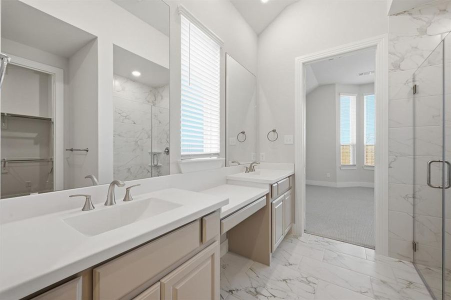 Furnished interior view inside a new home in Canyon Creek Estates, Sherman (Image 13).