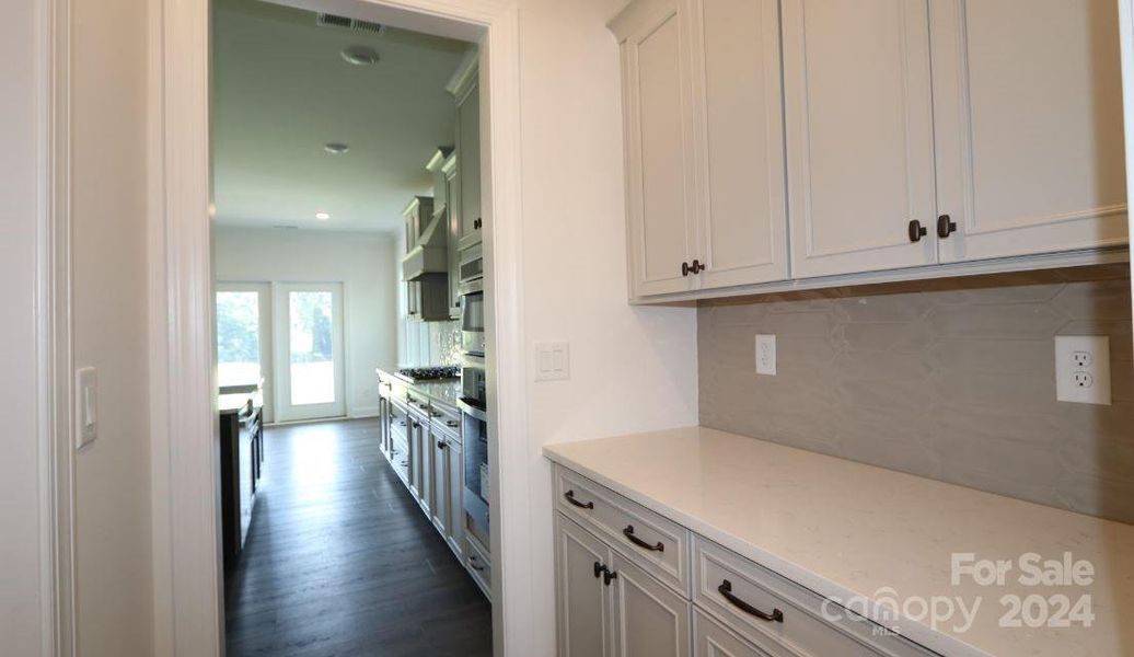 Butler's pantry off kitchen