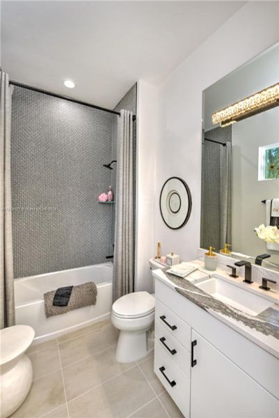 Furnished interior view inside a new home in The Estates at Brown's Landing, Port Orange (Image 10).
