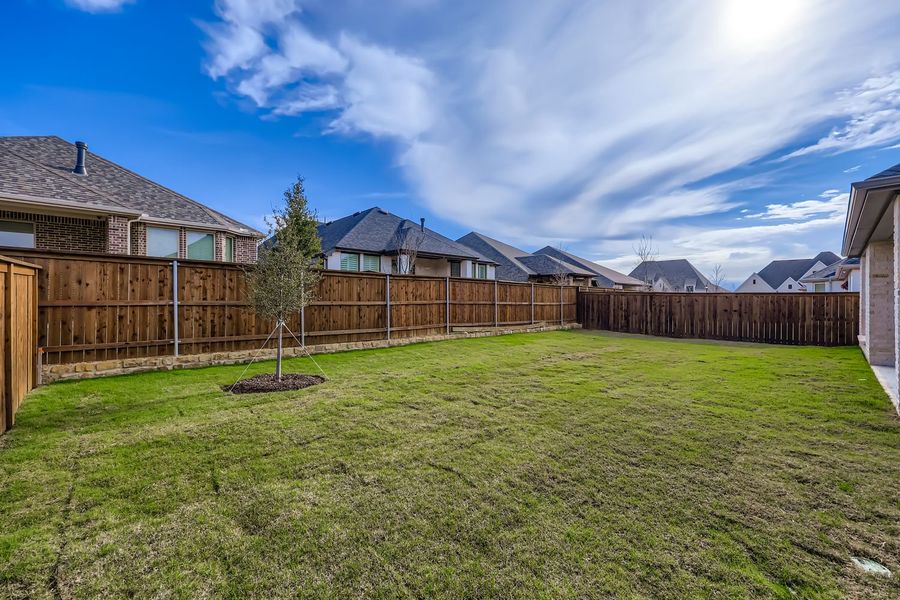 1817 Flowerfield - Backyard 1817 Flowerfield - Backyard