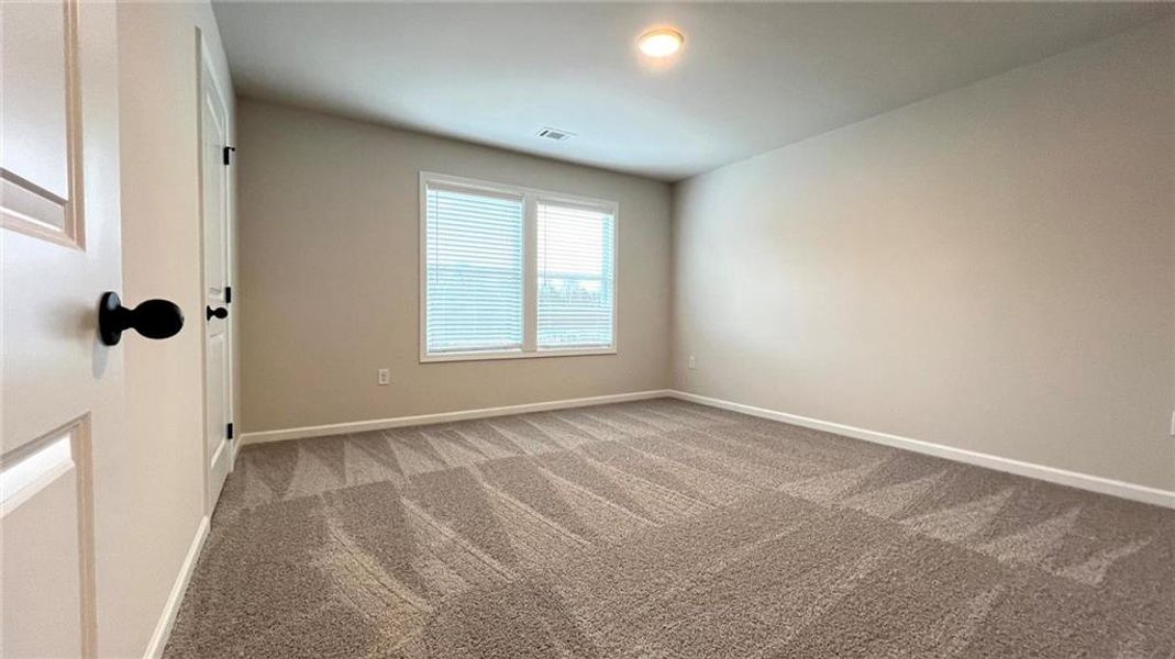 Spacious, unfurnished interior of a new home in , Braselton (Image 33).