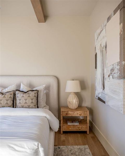 Furnished interior view inside a new home in , Dallas (Image 9).