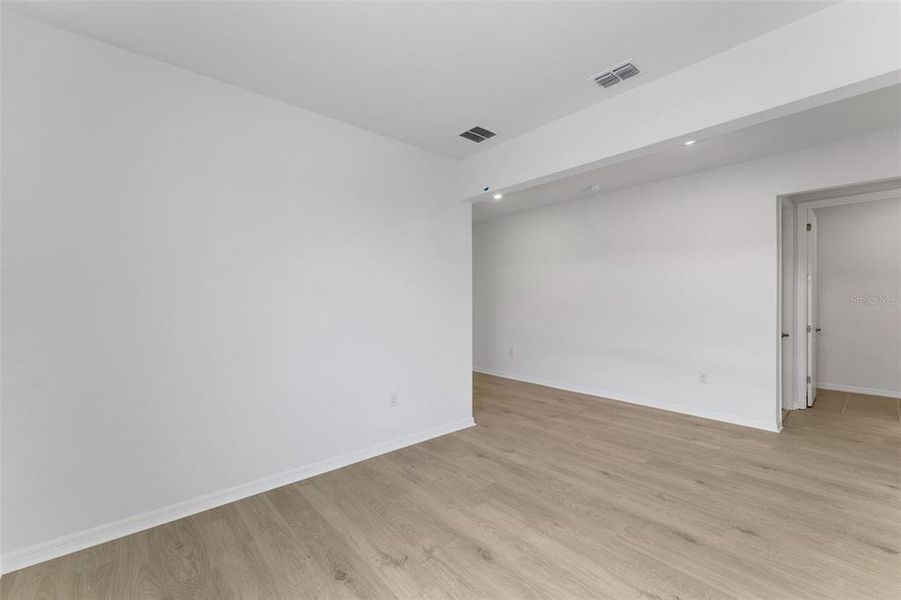 Spacious, unfurnished interior of a new home in River Hall, Alva (Image 33). Spacious, unfurnished interior of a new home in River Hall, Alva (Image 33).