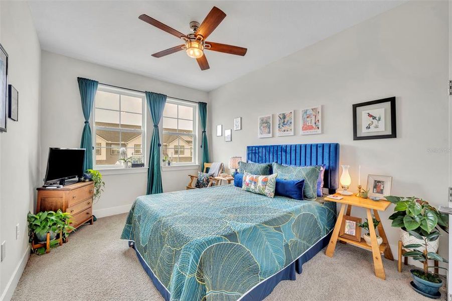 Furnished interior view inside a new home in , Oviedo (Image 14).