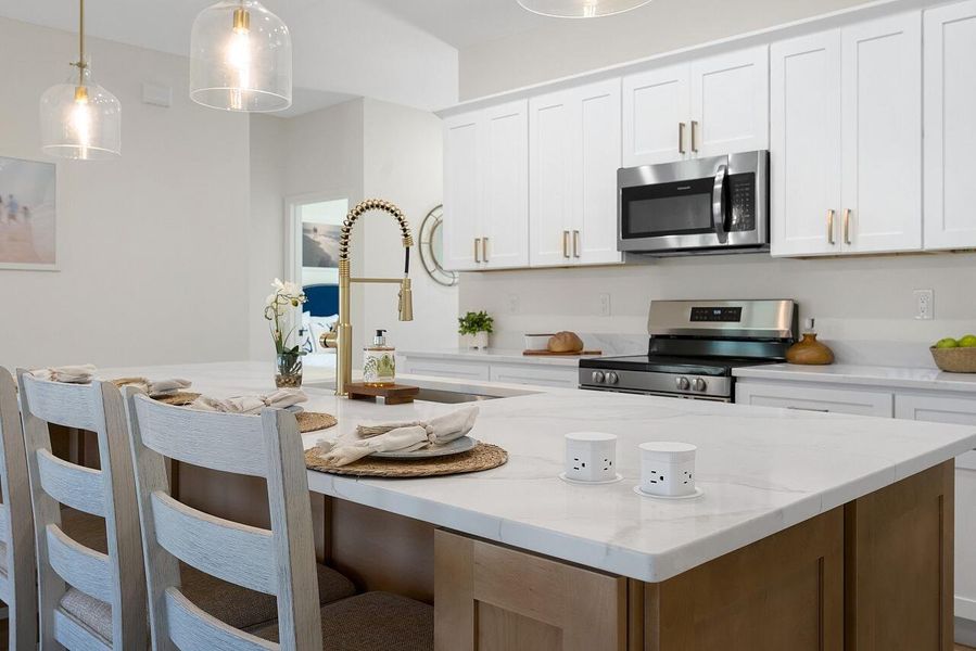 9055-103rd-Ave-HigMedia-020-1280